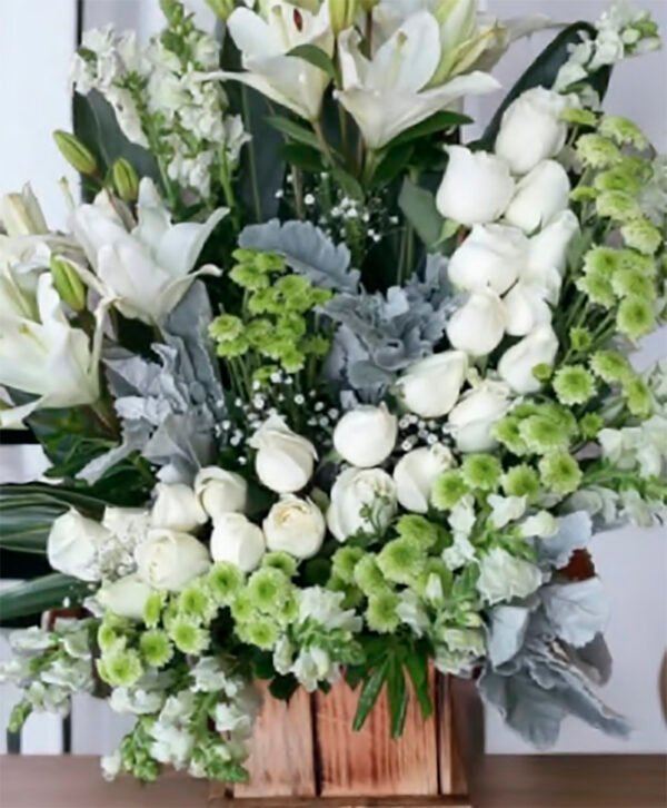 Arreglo blanco en caja