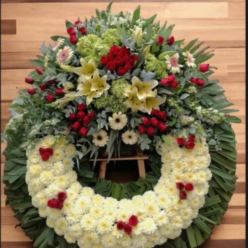 Corona elegante con flores finas